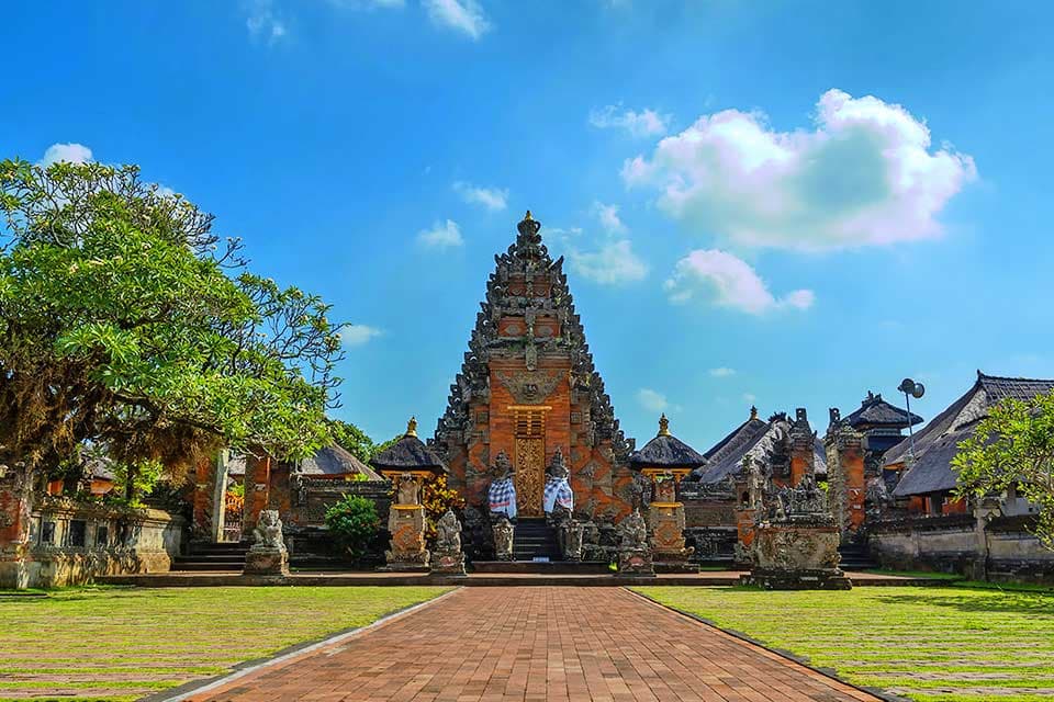 Ubud Cultural Icons: Barong Dance, Artisan Villages & Waterfall Image 5